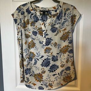 41 Hawthorn floral blouse